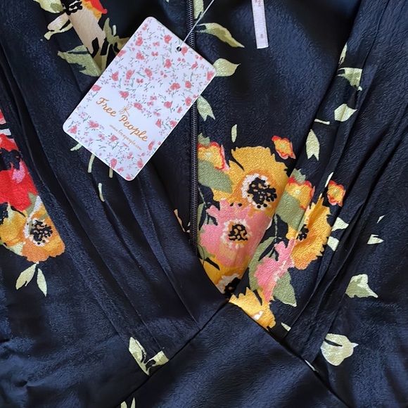 Free People Black Combo Floral Dress Size 8 - Picture 7 of 7